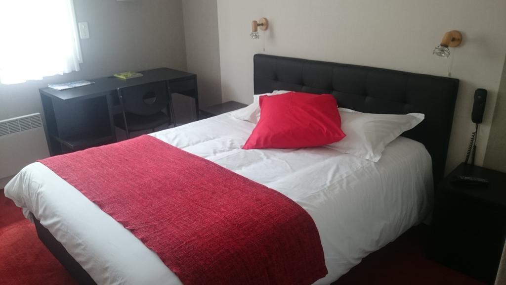 Hotel Le Roudou Fouesnant Bagian luar foto