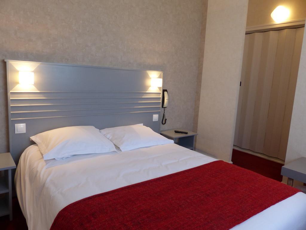 Hotel Le Roudou Fouesnant Ruang foto