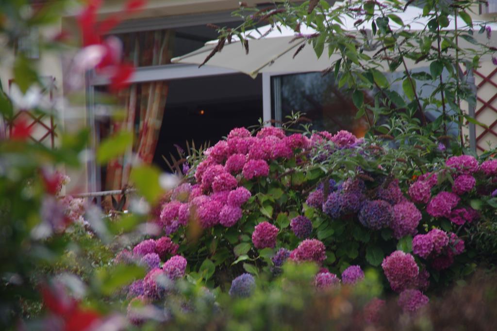 Hotel Le Roudou Fouesnant Bagian luar foto